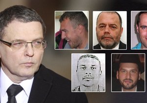 Ministr zahraničí Zaorálek se snaží najít pětici unesených Čechů.