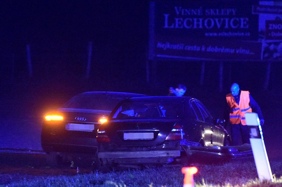 Nehoda na Znojemsku, po které ministra zahraničí Lubomíra Zaorálka transportovali do nemocnice