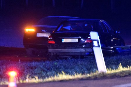 Nehoda na Znojemsku, po které ministra zahraničí Lubomíra Zaorálka transportovali do nemocnice.