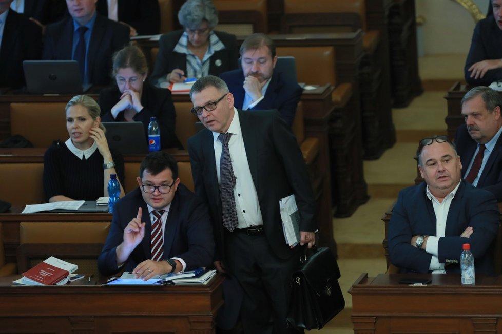 Lubomír Zaorálek (ČSSD), nový ministr kultury, na prvním zasedáním Sněmovny po prázdninách (10. 9. 2019)