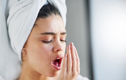 5 nejčastějších příčin zápachu z úst. Jak se ho zbavit trvale?