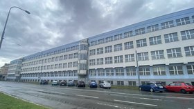 Západočeská univerzita prodává bývalé ředitelství Škody: Nemá pro něj využití  