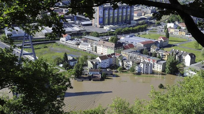 Zaplavené domy v ústecké čtvrti Střekov