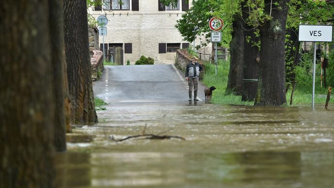 Zvednuté hladiny řek na Liberecku