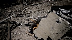 Válka na Ukrajině: Zničené domy v Záporoží (6.5.2022)