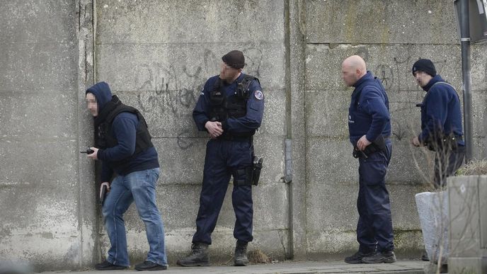 Zásah policie v Bruselu (15. března 2016)
