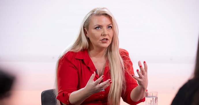 Úspěšná česká podnikatelka, zakladatelka Zásilkovny Simona Kijonková byla hostem 17. dílu Hráči. Mluvila nejen o prodeji firmy, ale i o chudém dětství.