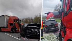 Policii auto půjčit musíte: Zfetovaný Polák při ujíždění prorazil kamion, který sloužil jako zátaras