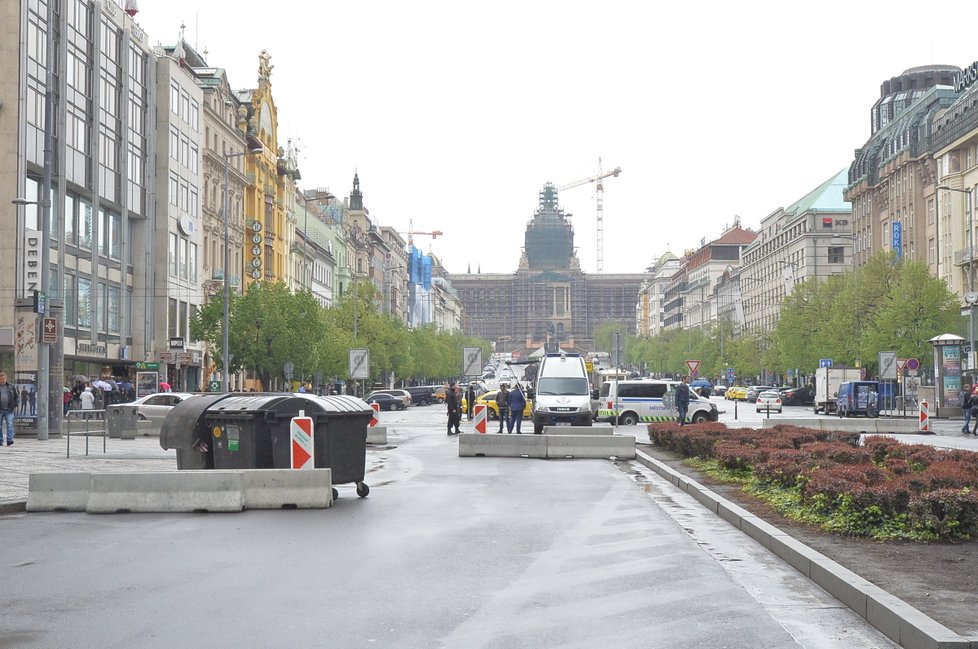 Na několika rušných místech Prahy narazíte na zátarasy.