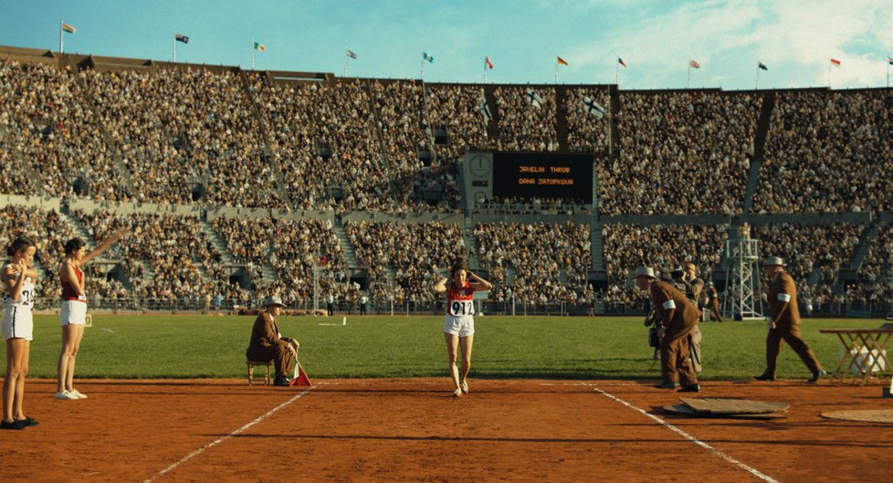 Nakonec filmaři vybrali brněnský stadion Za Lužánkami.