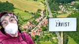 Závisti není co závidět: Nejmenší obec Česka má na vycházky katastrem pár metrů