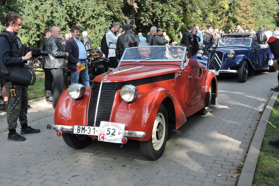 Jawu 600 z roku 1939	 řídil Martin Treschl z Brna.