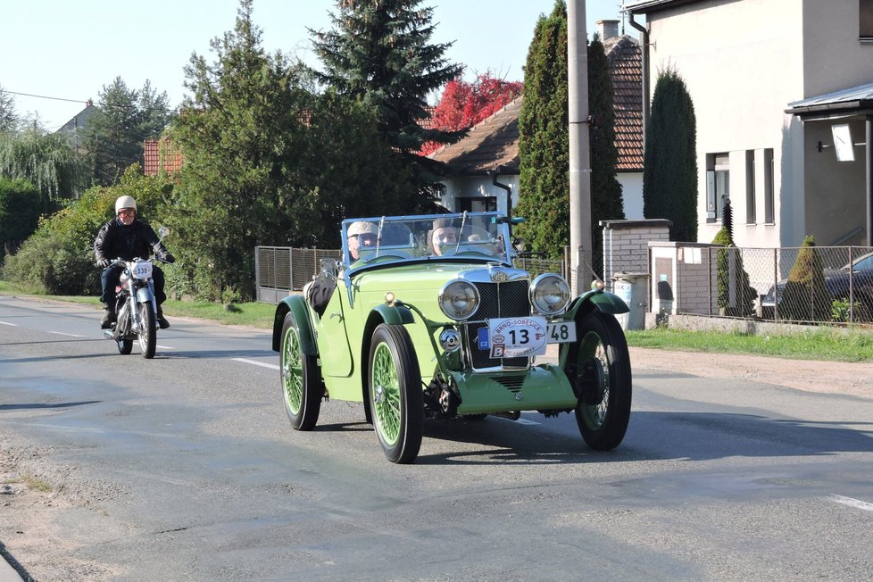 MG J2 z roku 1933 řídil František Huml.