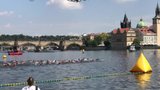 Triatlonisté „ovládli“ Vltavu i pražské ulice: Zvítězil španělský triatlonista Noya