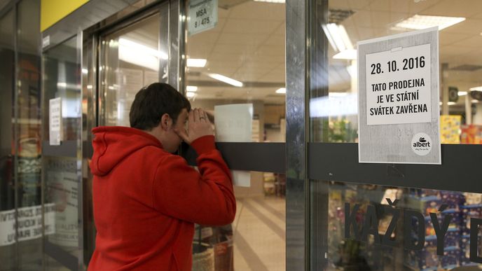 Lidovci chtějí zavřít obchody během všech státních svátků