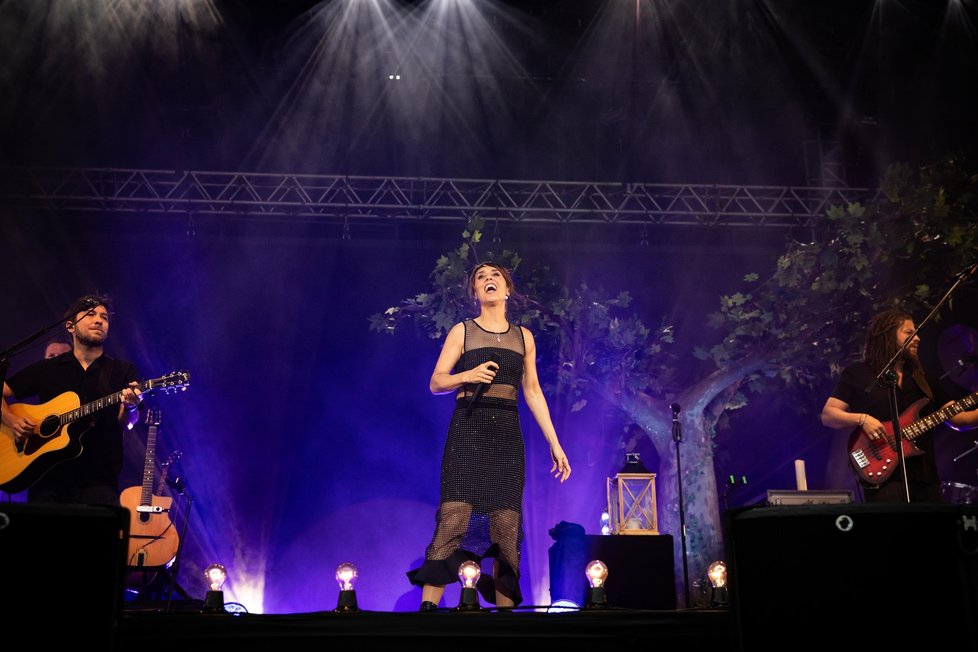 Francouzská zpěvačka Zaz vystoupila na festivalu Metronome Prague.