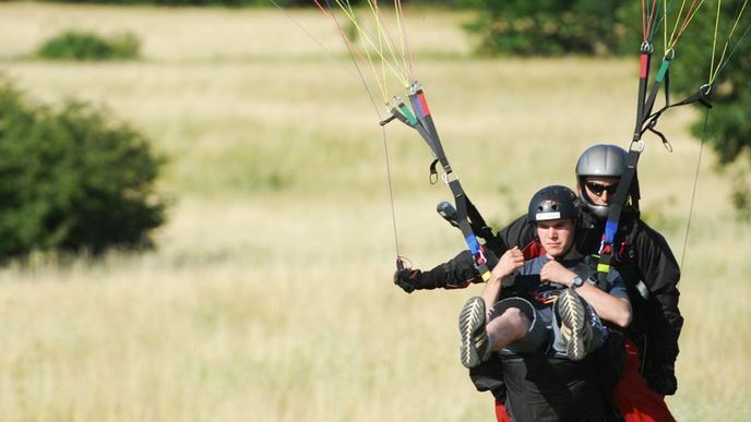 Zážitek roku 2023: Bungee jumping, tandem paragliding i zážitková střelba