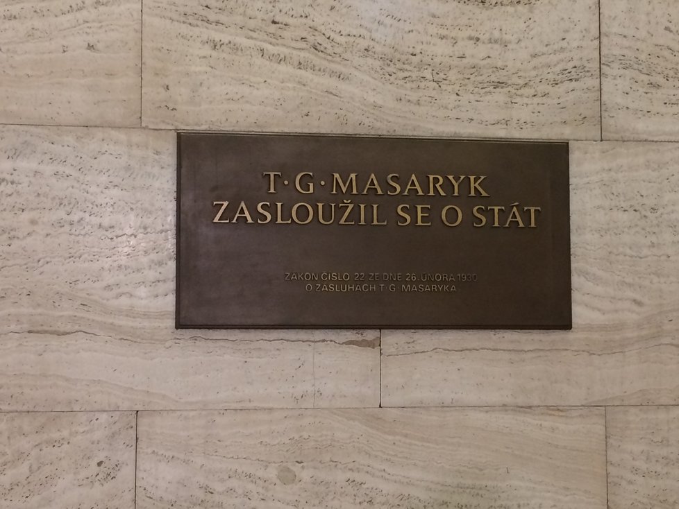 Ve sbírkách Národního muzea byl objeven unikátní fonografický váleček se záznamem projevu, který na Pražském hradě pronesl Tomáš Garrigue Masaryk při příležitosti svých 80. narozenin.