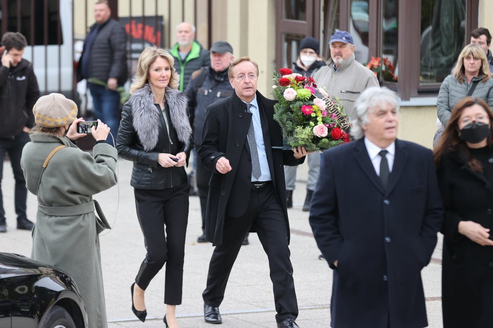 Příchody na pohřeb Mira Žbirky: Bývalý ministr zdravotnictví Petr Arenberger.