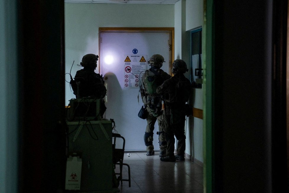Izraelská razie v nemocnici Šífa (15. 11. 2023)