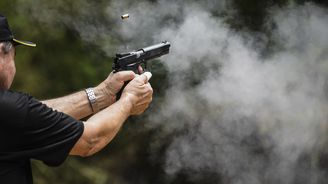 Dnešní právní úprava ohledně zbraní je dostačující, nedělejme z Česka „Divoký východ“ Dnešní právní úprava ohledně zbraní je dostačující, nedělejme z Česka „Divoký východ“