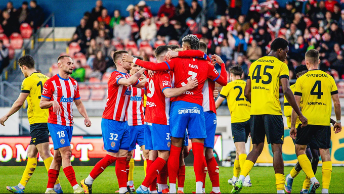 Zbrojovka: Těsná výhra vlastním gólem. Výkony musí stoupat, řekl Svědík. Co Vorlický? Zbrojovka: Těsná výhra vlastním gólem. Výkony musí stoupat, řekl Svědík. Co Vorlický?