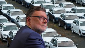 Ministerstvo financí vedené Zbyňkem Stanjurou (ODS) plánuje nákup velkého množství vozů.