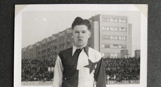 Legendární fotbalista Žďárský (†94): Rodina mu dala na parte kopačky a míč