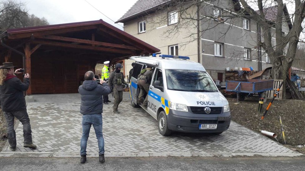 Michala P. (†33) ve Zděchově rozsápal lev: Zvíře choval na černo.