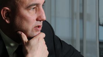 Kabátek povede VZP i nadále, jeho protikandidát podporovaný Babišem neuspěl Kabátek povede VZP i nadále, jeho protikandidát podporovaný Babišem neuspěl