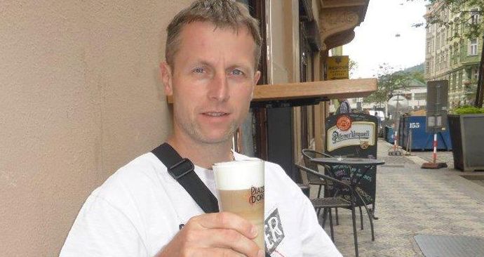 Zdeněk Mikula (43), záchranář z Úsobrna, žil vždycky zdravě. Přesto ho postihla náhlá mozková příhoda a nyní potřebuje pomoci.