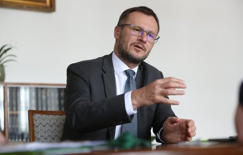 Ministr zemědělství Nekula pro Blesk: Chci snížit DPH na potraviny ...ale až skončí válka!