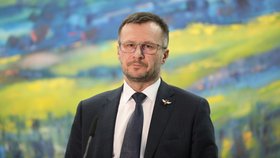 Ministr zemědělství Zdeněk Nekula (KDU-ČSL) na tiskové konference k drahému cukru (27.2.2023)