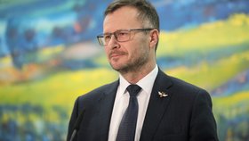 Ministr zemědělství Zdeněk Nekula (KDU-ČSL) na tiskové konference k drahému cukru (27.2.2023)