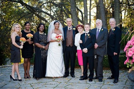 Režisér Pošíval (druhý zprava) na kanadské svatbě svého syna Marka s jeho druhou ženou Karen