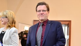Senátor Zdeněk Škromach navrhoval uzákonit den seniorů.