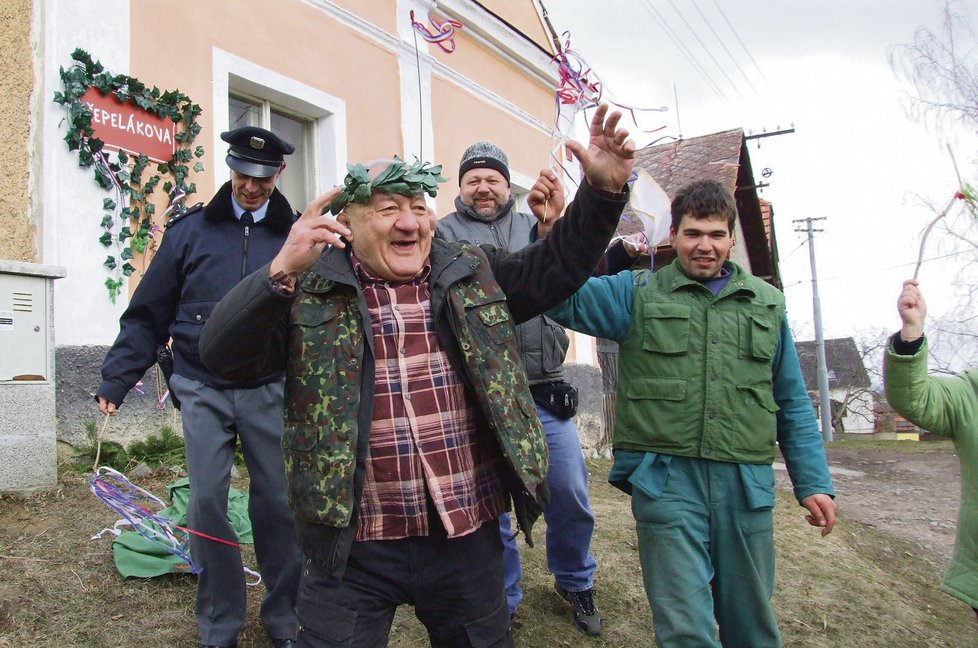 Zdeněk Srstka v Trapasech jako Čepelák