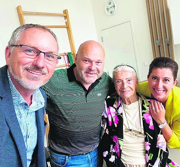 Jaromír Gajdáček, Pavel Kolář, Zdenka Procházková a Martina Gajdáčková.