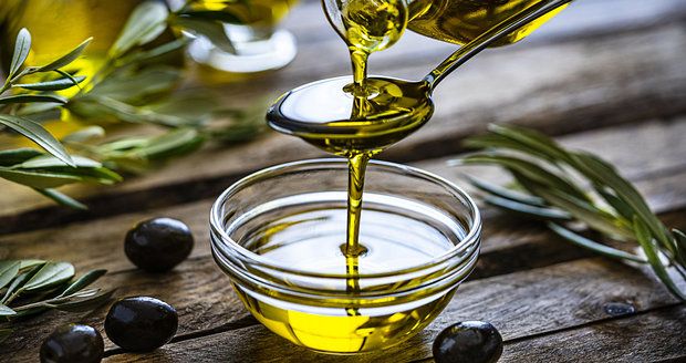 Proč je olivový olej tolik zdraví prospěšný?