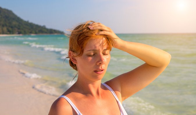 Jak se vyhnout spuštění migrény na dovolené? Na co si dát pozor?