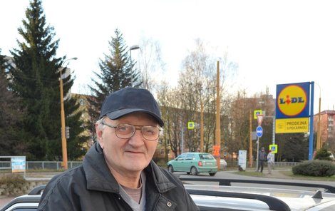 KAREL VAŠEK (70), JIHLAVA