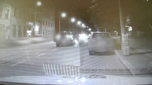 Divoké Brno: Žena vypadla z projíždějícího auta, šofér řídil pod vlivem drog