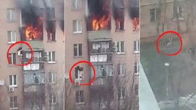 Žena vyskočila před ohněm z 8. patra! Boj o život zachytila kamera