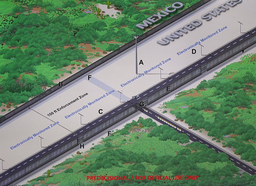 Prototyp zdi mezi Spojenými státy a Mexikem se už staví.
