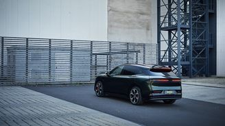 Němci mají důvod znervóznět. Čínský bratranec Volva dorazil do prémiové třídy Němci mají důvod znervóznět. Čínský bratranec Volva dorazil do prémiové třídy