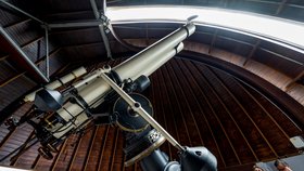 120letý Zeissův dalekohled ve Štefánikově hvězdárně znovu funguje: Oprava vyšla na pět milionů