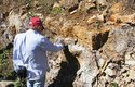 Trachytové skály staré 6 milionů let obsahují překvapivě staré zirkony