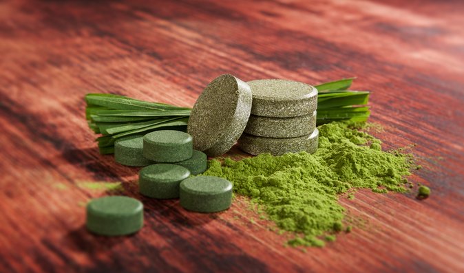 Řasa chlorella a sinice spirulina: Superpotraviny, které posílí vaše zdraví