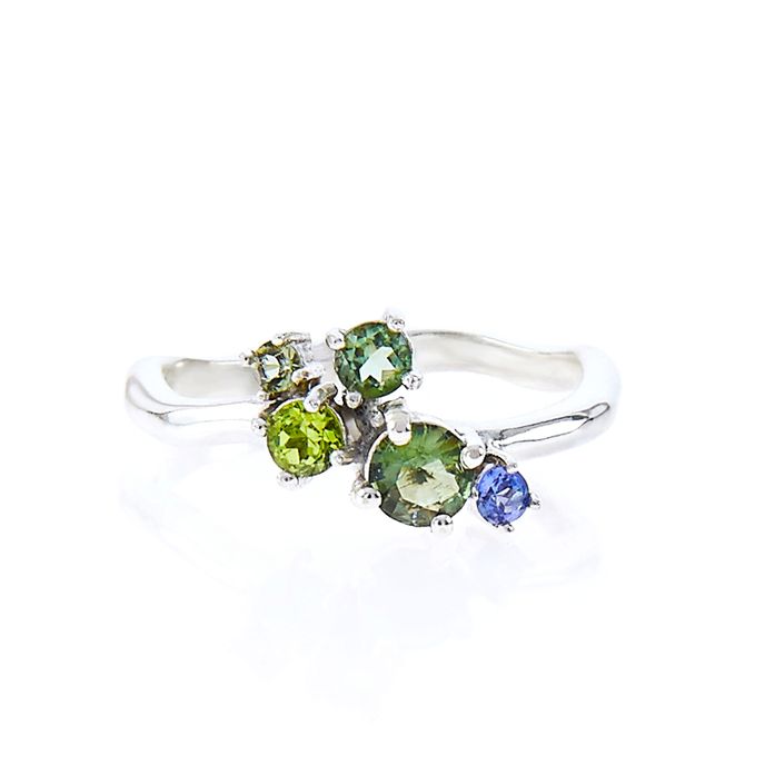 Zlatý prsten s vltavíny, olivíny a tanzanitem, 27 jewelry, 27jewelry.com, 26 000 Kč