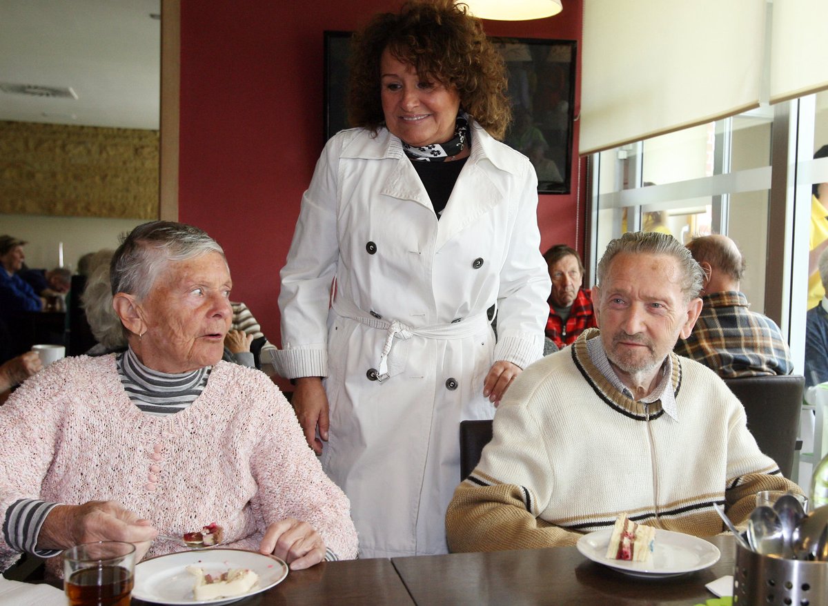 Jitka Zelenková přišla navštívit seniory, kteří trpí Alzheimerem.